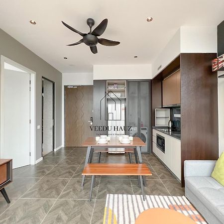 קואלה לומפור Scarletz Suites At Klcc By Veedu Hauz מראה חיצוני תמונה