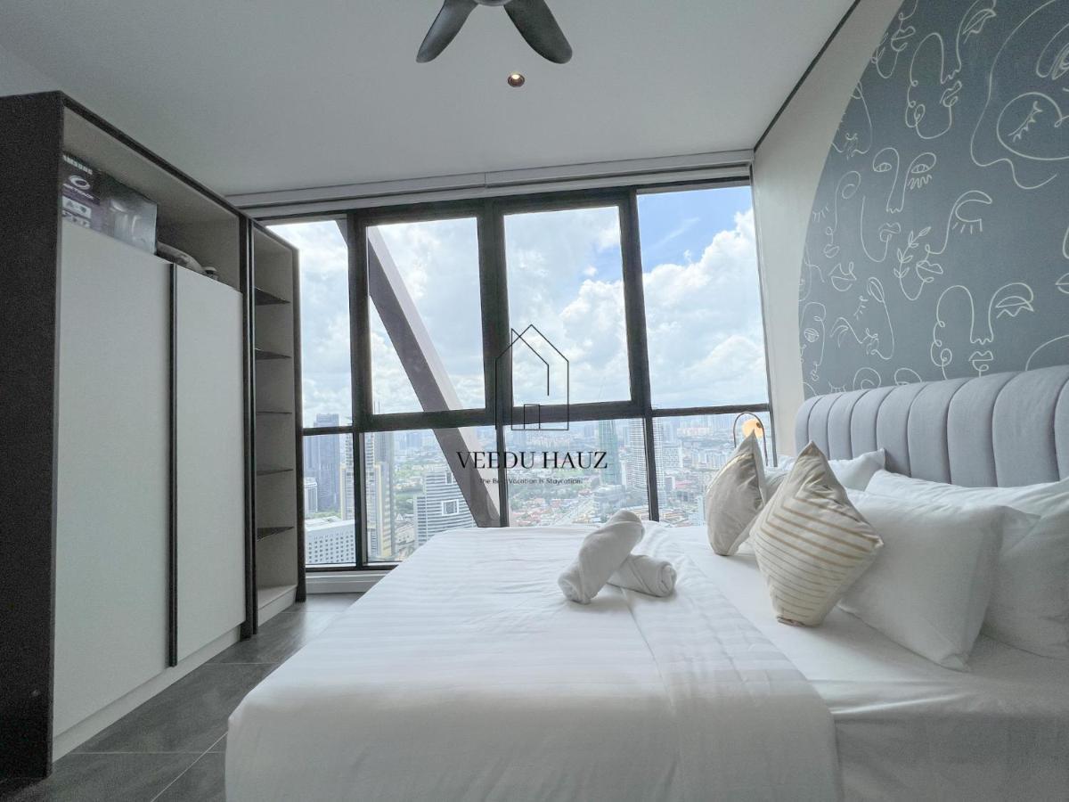 קואלה לומפור Scarletz Suites At Klcc By Veedu Hauz מראה חיצוני תמונה