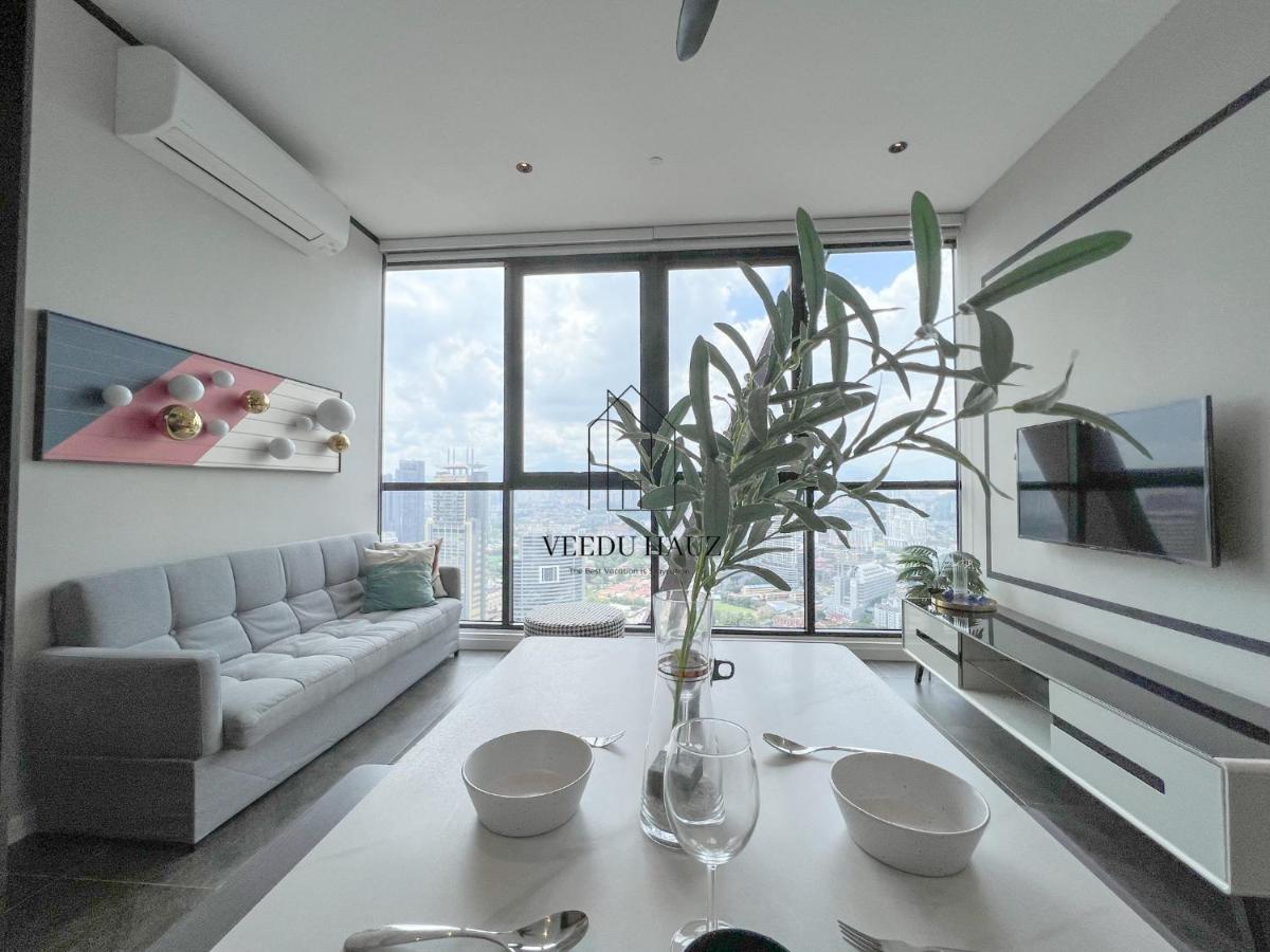 קואלה לומפור Scarletz Suites At Klcc By Veedu Hauz מראה חיצוני תמונה