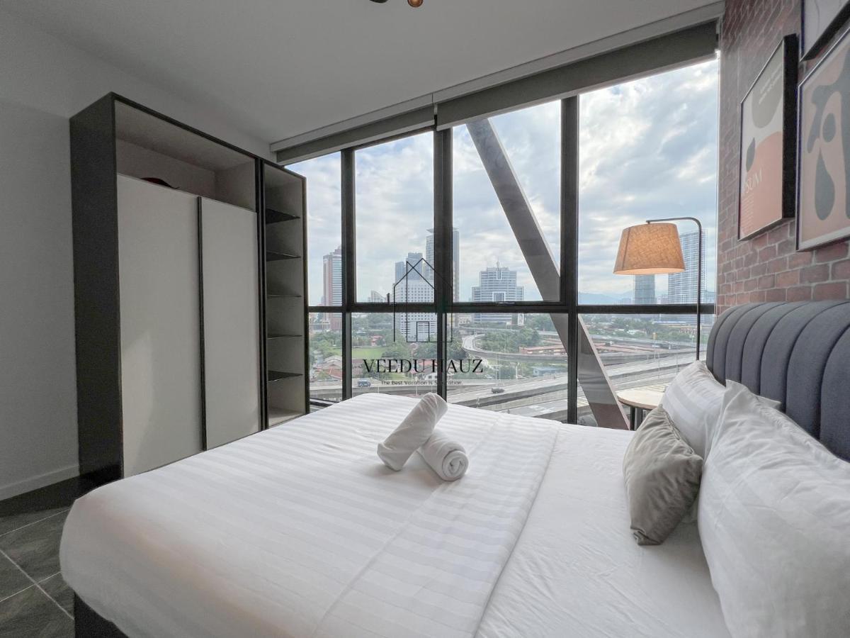 קואלה לומפור Scarletz Suites At Klcc By Veedu Hauz מראה חיצוני תמונה