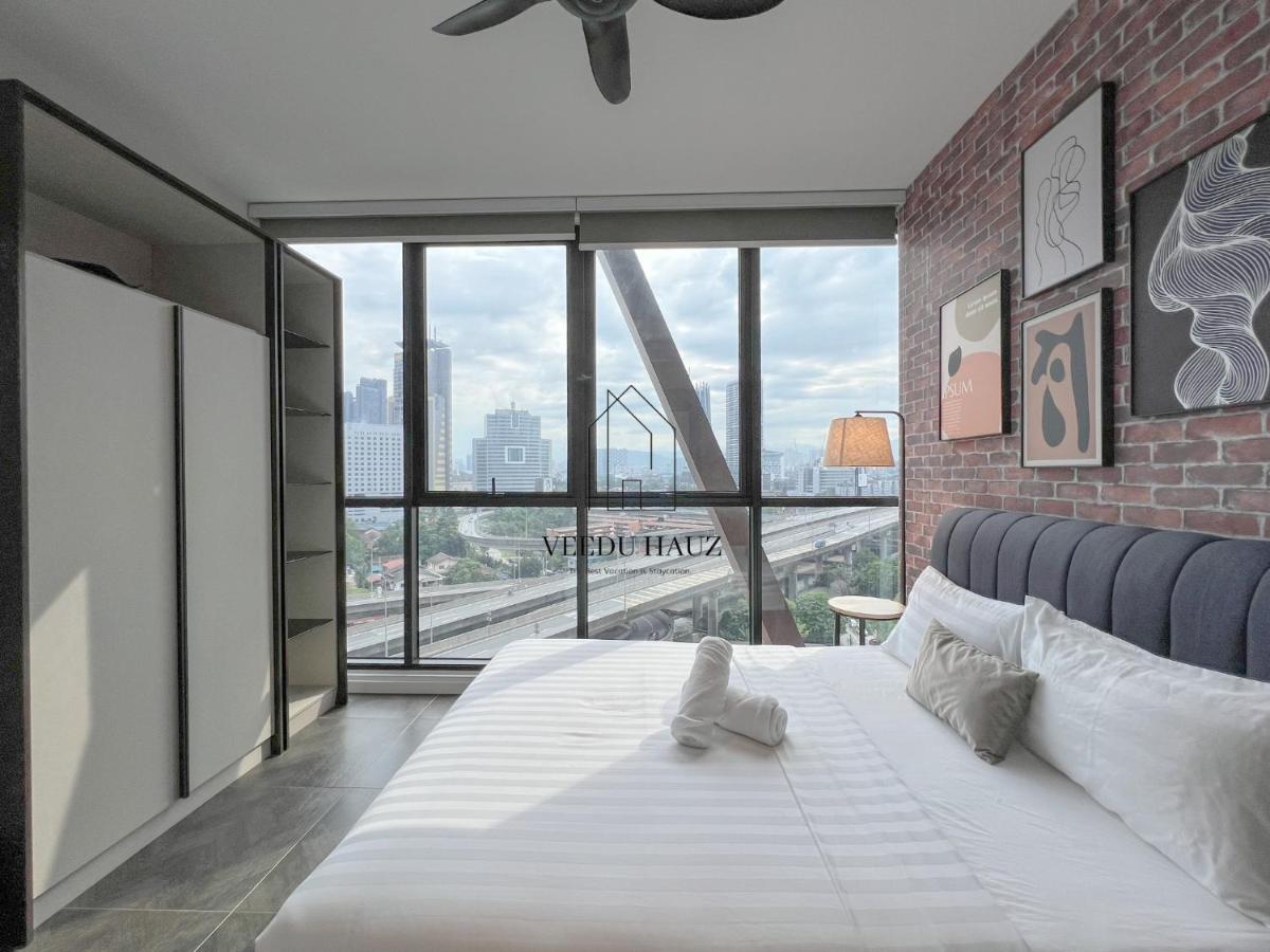 קואלה לומפור Scarletz Suites At Klcc By Veedu Hauz מראה חיצוני תמונה